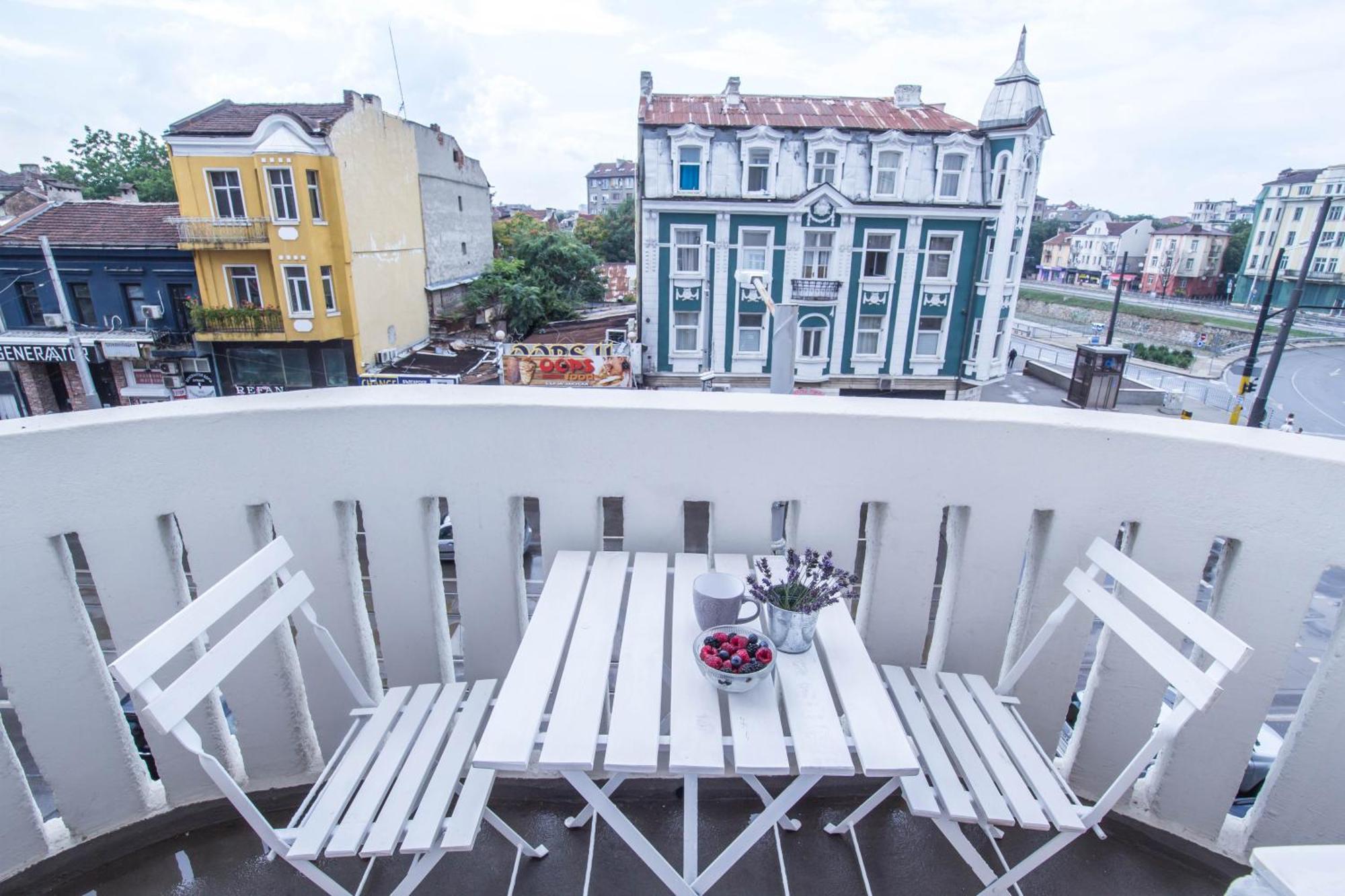 Appartamento Lion's Bridge Boutique 2bdrm Apt, Center Gem